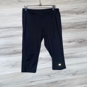 Women’s Champion Long Shorts Leggings, M